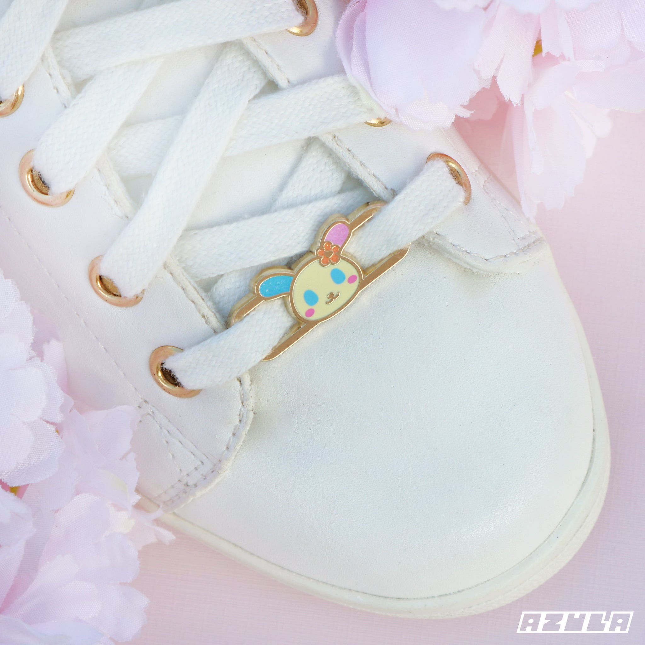 FLOWER BUNNY ✦ LACE LOCKS