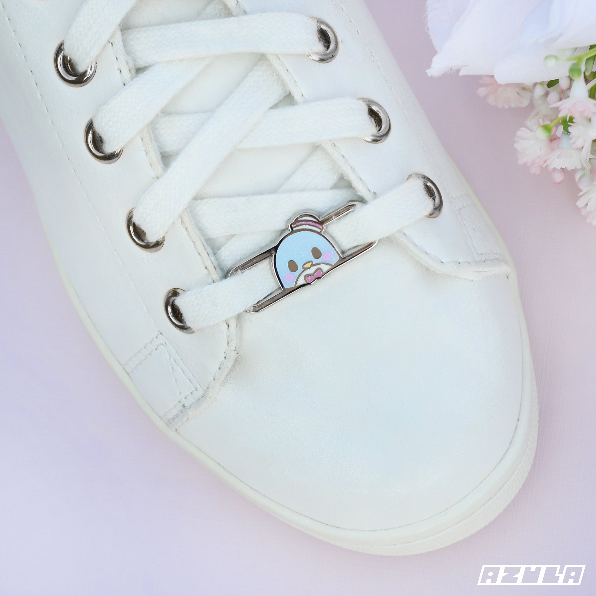 SUIT PENGU ✦ LACE LOCKS