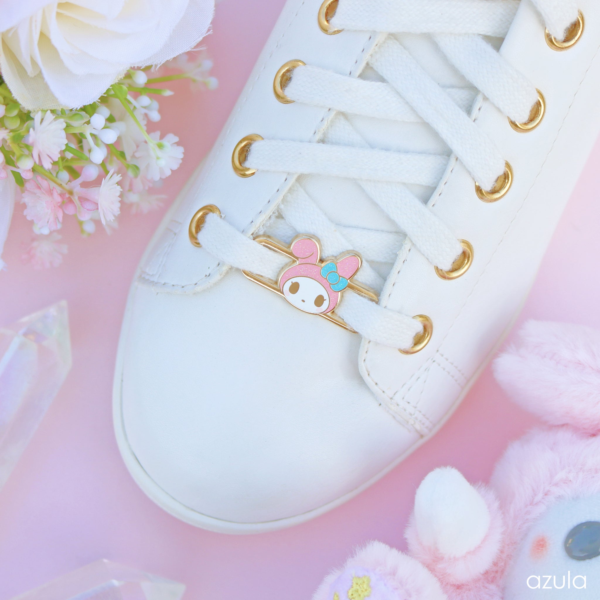 HOODED BUNNY ✦ LACE LOCKS