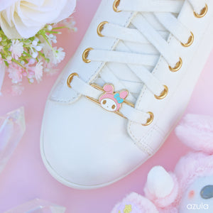 HOODED BUNNY ✦ LACE LOCKS