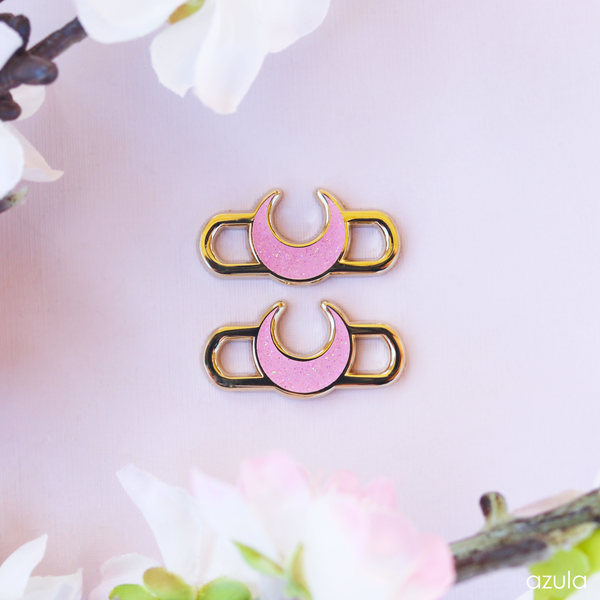 PINK MOON ✦ LACE LOCKS