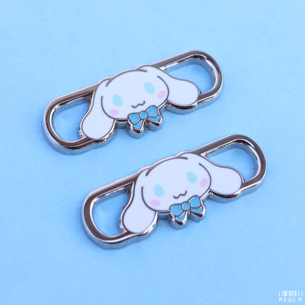 WHITE PUPPY ✦ LACE LOCKS