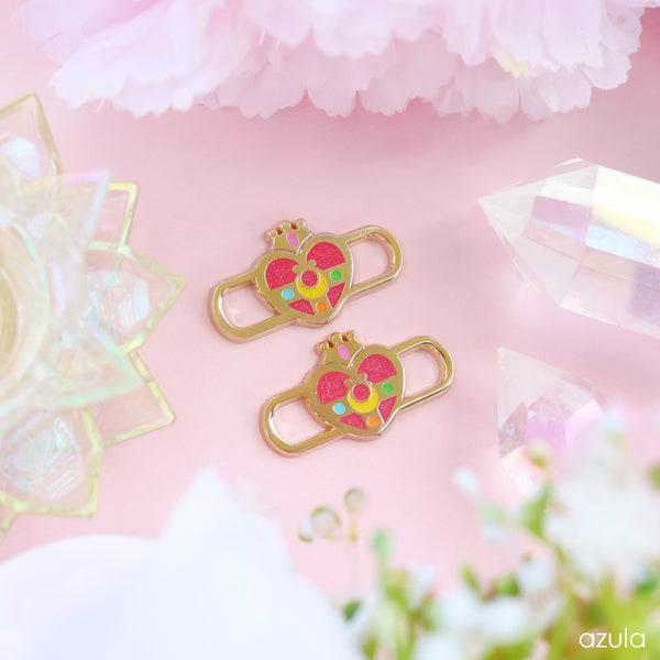 HEART COMPACT ✦ LACE LOCKS