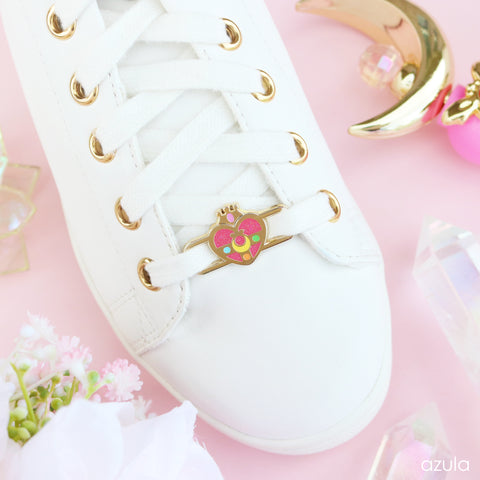 HEART COMPACT ✦ LACE LOCKS