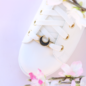 BLACK MOON ✦ LACE LOCKS