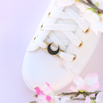 BLACK MOON ✦ LACE LOCKS