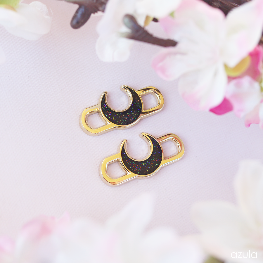 BLACK MOON ✦ LACE LOCKS